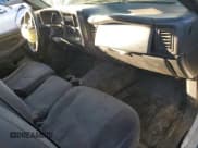 ✅ 2007 Chevrolet Silverado 2500HD Work Truck • VIN: 1GCHC24UX7E183097 • Лот: 87090165. Опубликован ранее на Copart с пробегом 200 699 миль. Бесплатный доступ к архиву аукционных продаж из США и подробный отчёт об истории автомобиля на DreamBid. Изображение 8.