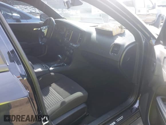 ✅ 2023 Dodge Charger GT • VIN: 2C3CDXHG8PH619225 • Lot: 43277106. Wystawiony na IAAI z przebiegiem 50 104 mil. Bezpłatny archiwum sprzedaży aukcyjnych z USA i szczegółowy raport historii pojazdu na DreamBid. Zdjęcie 5.