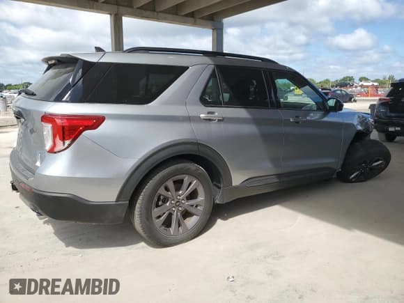 ✅ 2023 Ford Explorer XLT • VIN: 1FMSK7DH8PGA16083 • Лот: 81674685. Опубликован ранее на Copart с пробегом 34 322 миль. Бесплатный доступ к архиву аукционных продаж из США и подробный отчёт об истории автомобиля на DreamBid. Изображение 3.