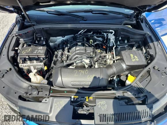 2022 Dodge Durango Pursuit z VIN 1C4SDJFTXNC195325, wystawiony jako Copart lot #63307725 z przebiegiem Nie podano mil oraz Szkoda całkowita • Salvage title. Historia ofert i sprzedaży dostępna na DreamBid. Obrazek 12.