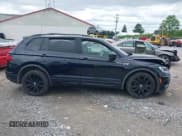 ✅ 2021 Volkswagen Tiguan SE • VIN: 3VV2B7AX4MM111887 • Lot: 42290153. Wystawiony na IAAI z przebiegiem 75 773 mil. Bezpłatny archiwum sprzedaży aukcyjnych z USA i szczegółowy raport historii pojazdu na DreamBid. Zdjęcie 13.