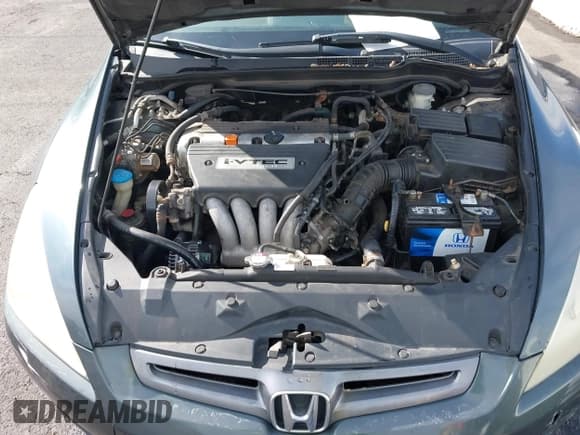 ✅ 2004 Honda Accord LX • VIN: 1HGCM56364A024899 • Lot: 41778731. Wystawiony na IAAI z przebiegiem 145 923 mil. Bezpłatny archiwum sprzedaży aukcyjnych z USA i szczegółowy raport historii pojazdu na DreamBid. Zdjęcie 10.