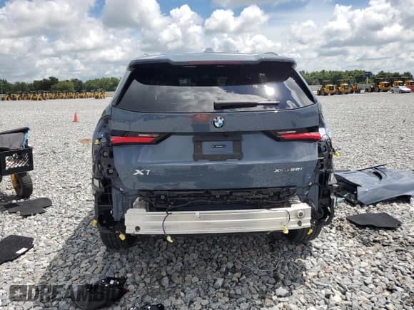 ✅ 2023 BMW X1 xDrive28i • VIN: WBX73EF01P5Y20369 • Lot: 80470665. Listed on Copart with 10,685 mi. Free auction sales archive from the USA and detailed vehicle history report at DreamBid. Image 6.