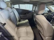 ✅ 2013 Buick LaCrosse Leather • VIN: 1G4GC5GR5DF165452 • Lot: 80358625. Wystawiony na Copart z przebiegiem 101 632 mil. Bezpłatny archiwum sprzedaży aukcyjnych z USA i szczegółowy raport historii pojazdu na DreamBid. Zdjęcie 10.