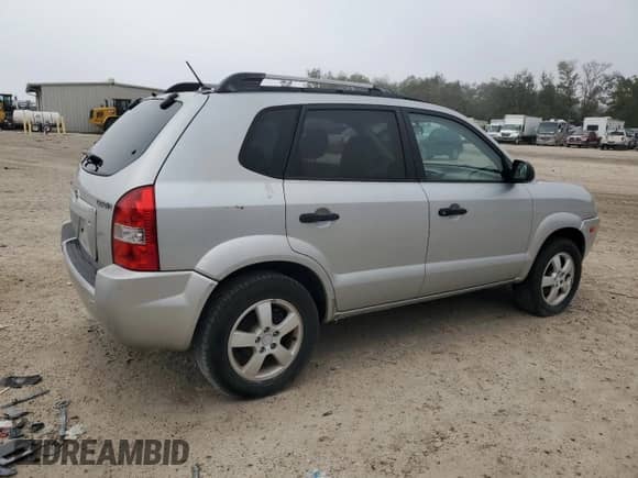 ✅ 2007 Hyundai Tucson GLS • VIN: KM8JM12B67U646784 • Lot: 86742484. Wystawiony na Copart z przebiegiem 141 529 mil mil. Skorzystaj z bezpłatnego archiwum sprzedaży aukcyjnych z USA i zobacz szczegółowy raport historii pojazdu na DreamBid. Zdjęcie 3.