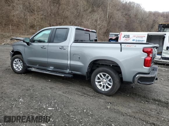 ✅ 2025 Chevrolet Silverado 1500 • VIN: 1GCVKDE87SZ123248 • Лот: 52758545. Опубликован ранее на Copart с пробегом 3 600 миль. Бесплатный доступ к архиву аукционных продаж из США и подробный отчёт об истории автомобиля на DreamBid. Изображение 2.