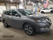 ✅ 2018 Nissan Rogue SV • VIN: 5N1AT2MT5JC782996 • Lot: 82388955. Wystawiony na Copart z przebiegiem 121 187 mil. Bezpłatny archiwum sprzedaży aukcyjnych z USA i szczegółowy raport historii pojazdu na DreamBid. Zdjęcie 4.