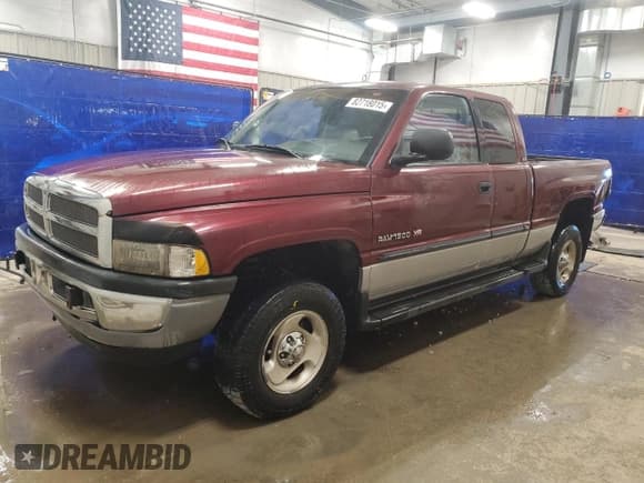 ✅ 2001 Dodge 1500 • VIN: 1B7HF13Z51J229643 • Lot: 82718015. Wystawiony na Copart z przebiegiem 120 046 mil. Bezpłatny archiwum sprzedaży aukcyjnych z USA i szczegółowy raport historii pojazdu na DreamBid. Zdjęcie 1.
