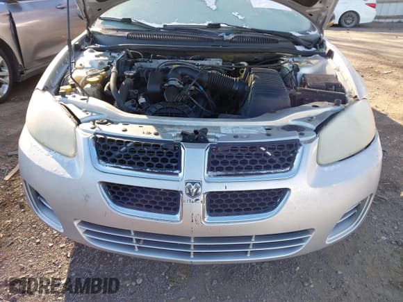 ✅ 2004 Dodge Stratus SXT • VIN: 1B3EL46X24N211638 • Lot: 43637188. Wystawiony na IAAI z przebiegiem 137 069 mil. Bezpłatny archiwum sprzedaży aukcyjnych z USA i szczegółowy raport historii pojazdu na DreamBid. Zdjęcie 6.