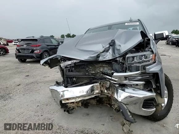 ✅ 2021 Chevrolet Silverado 1500 LTZ • VIN: 3GCUYGETXMG279979 • Lot: 60680895. Wystawiony na Copart z przebiegiem 101 200 mil. Bezpłatny archiwum sprzedaży aukcyjnych z USA i szczegółowy raport historii pojazdu na DreamBid. Zdjęcie 13.