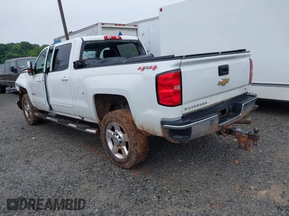 ✅ 2017 Chevrolet Silverado 2500HD LT • VIN: 1GC1KVEY4HF182790 • Lot: 42357385. Wystawiony na IAAI z przebiegiem 189 755 mil. Bezpłatny archiwum sprzedaży aukcyjnych z USA i szczegółowy raport historii pojazdu na DreamBid. Zdjęcie 3.