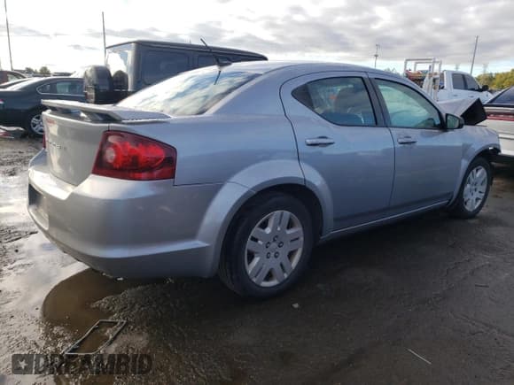 ✅ 2014 Dodge Avenger SE • VIN: 1C3CDZAB5EN169743 • Лот: 75340904. Опубликован ранее на Copart с пробегом 181 697 миль. Бесплатный доступ к архиву аукционных продаж из США и подробный отчёт об истории автомобиля на DreamBid. Изображение 3.
