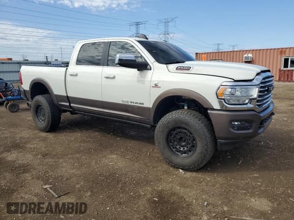 ✅ 2022 Ram 2500 Longhorn • VIN: 3C6UR5GL9NG131877 • Lot: 50762525. Wystawiony na Copart z przebiegiem Nie podano. Bezpłatny archiwum sprzedaży aukcyjnych z USA i szczegółowy raport historii pojazdu na DreamBid. Zdjęcie 4.