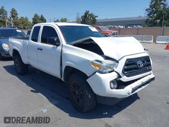 ✅ 2017 Toyota Tacoma SR • VIN: 5TFRX5GNXHX089726 • Lot: 42664063. Listed on IAAI with 127,921 mi. Free auction sales archive from the USA and detailed vehicle history report at DreamBid. Image 18.