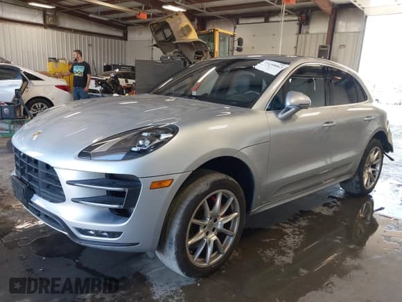 ✅ 2017 Porsche Macan Turbo • VIN: WP1AF2A53HLB60570 • Lot: 42499063. Listed on IAAI with 49,065 mi. Free auction sales archive from the USA and detailed vehicle history report at DreamBid. Image 2.