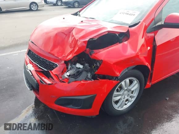 2015 Chevrolet Sonic LT with VIN 1G1JC6SH5F4172035, listed as a IAAI auction lot 43198409 with 124,322 mi miles and . Bid and sale history available at DreamBid. Image 17.