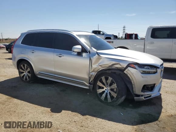 ✅ 2022 Volvo XC90 Inscription • VIN: YV4A22PL3N1790564 • Lot: 58276195. Wystawiony na Copart z przebiegiem 45 389 mil. Bezpłatny archiwum sprzedaży aukcyjnych z USA i szczegółowy raport historii pojazdu na DreamBid. Zdjęcie 4.