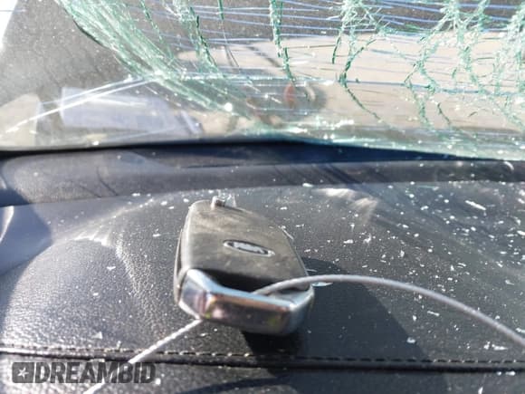 ✅ 2019 Kia Forte LXS • VIN: 3KPF24AD3KE109754 • Лот: 43592339. Опубликован ранее на IAAI с пробегом 76 697 миль. Бесплатный доступ к архиву аукционных продаж из США и подробный отчёт об истории автомобиля на DreamBid. Изображение 11.