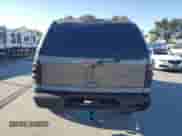 2001 Chevrolet Suburban LT с VIN 1GNEC16T31J232681, выставлен на аукционе Copart как лот 73243624 с пробегом Не указан миль и Списание • Salvage title. История ставок и продаж доступна на DreamBid. Изображение 6.