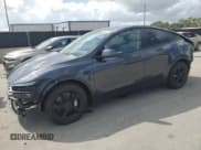 ✅ 2026 Tesla Model Y Long Range Launch Series • VIN: 7SAYGDEE8TA401683 • Лот: 85519855. Опубликован ранее на Copart с пробегом 2 118 миль. Бесплатный доступ к архиву аукционных продаж из США и подробный отчёт об истории автомобиля на DreamBid. Изображение 1.