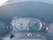 ✅ 2007 Jeep Commander Sport • VIN: 1J8HG48K07C546312 • Lot: 94727325. Wystawiony na Copart z przebiegiem 189 231 mil. Bezpłatny archiwum sprzedaży aukcyjnych z USA i szczegółowy raport historii pojazdu na DreamBid. Zdjęcie 9.