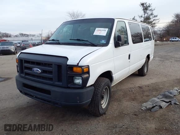 ✅ 2014 Ford Econoline Passenger XL • VIN: 1FBSS3BL1EDA45982 • Lot: 43803998. Listed on IAAI with 229,116 mi. Free auction sales archive from the USA and detailed vehicle history report at DreamBid. Image 2.