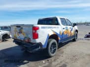 ✅ 2023 Chevrolet Silverado 1500 LT Trail Boss • VIN: 3GCUDFED3PG197885 • Lot: 41733427. Wystawiony na IAAI z przebiegiem 64 911 mil. Bezpłatny archiwum sprzedaży aukcyjnych z USA i szczegółowy raport historii pojazdu na DreamBid. Zdjęcie 4.