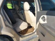 ✅ 2006 Chevrolet Equinox LS • VIN: 2CNDL13F966028891 • Лот: 41241845. Опубликован ранее на IAAI с пробегом 229 046 миль. Бесплатный доступ к архиву аукционных продаж из США и подробный отчёт об истории автомобиля на DreamBid. Изображение 8.