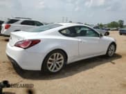 ✅ 2015 Hyundai Genesis Coupe R-Spec • VIN: KMHHU6KJ5FU124780 • Lot: 67623795. Listed on Copart with 90,744 mi. Free auction sales archive from the USA and detailed vehicle history report at DreamBid. Image 3.