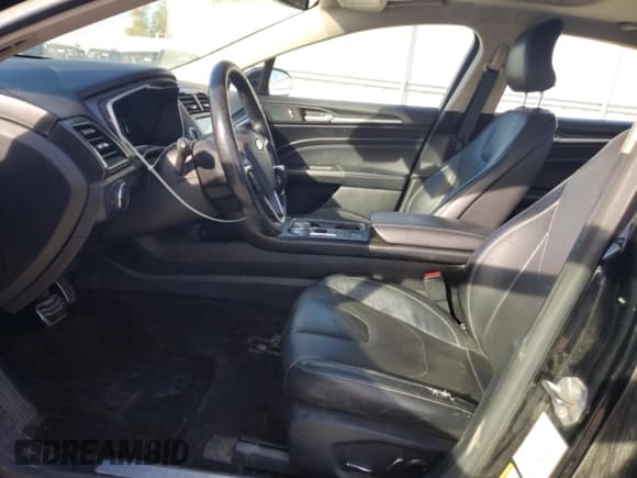 ✅ 2017 Ford Fusion Hybrid Titanium • VIN: 3FA6P0RU8HR113952 • Lot: 89856085. Wystawiony na Copart z przebiegiem Nie podano. Bezpłatny archiwum sprzedaży aukcyjnych z USA i szczegółowy raport historii pojazdu na DreamBid. Zdjęcie 7.