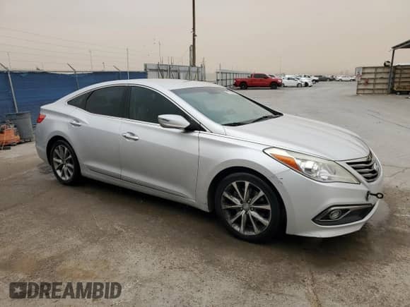 ✅ 2016 Hyundai Azera • VIN: KMHFG4JG7GA507714 • Lot: 49068555. Wystawiony na Copart z przebiegiem 131 671 mil mil. Skorzystaj z bezpłatnego archiwum sprzedaży aukcyjnych z USA i zobacz szczegółowy raport historii pojazdu na DreamBid. Zdjęcie 4.