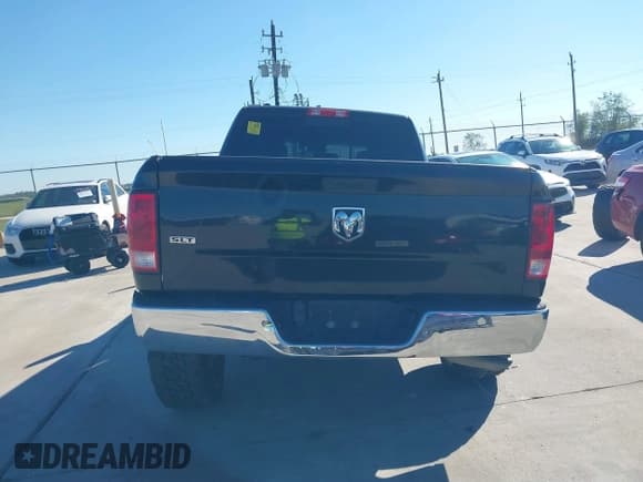 ✅ 2019 Ram 1500 SLT • VIN: 1C6RR6TT0KS572044 • Лот: 40825845. Опубликован ранее на IAAI с пробегом 122 693 миль. Бесплатный доступ к архиву аукционных продаж из США и подробный отчёт об истории автомобиля на DreamBid. Изображение 16.