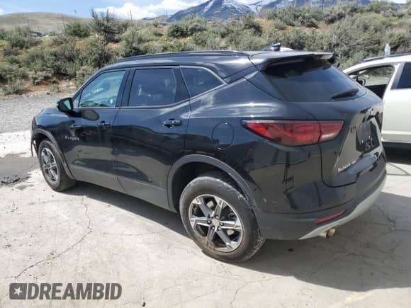 2024 Chevrolet Blazer LT z VIN 3GNKBJR40RS178941, wystawiony jako Copart lot #53538185 z przebiegiem 27 969 mil mil oraz Czysty tytuł • Clean title. Historia ofert i sprzedaży dostępna na DreamBid. Obrazek 2.