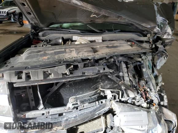 ✅ 2015 Chevrolet Silverado 2500HD LT • VIN: 1GC1KVE81FF527397 • Lot: 51275275. Listed on Copart with 203,323 mi. Free auction sales archive from the USA and detailed vehicle history report at DreamBid. Image 11.