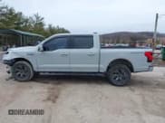 ✅ 2023 Ford F-150 Lightning Pro • VIN: 1FTVW1EL8PWG05596 • Лот: 41644473. Опубликован ранее на IAAI с пробегом 20 129 миль. Бесплатный доступ к архиву аукционных продаж из США и подробный отчёт об истории автомобиля на DreamBid. Изображение 14.