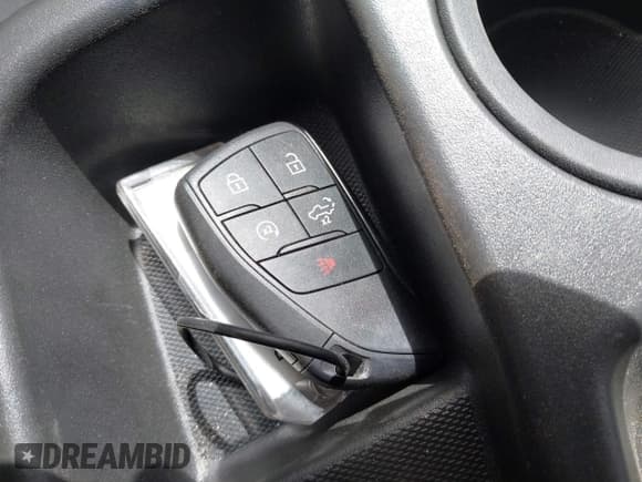 ✅ 2023 Chevrolet Silverado 1500 LT • VIN: 1GCUDDED8PZ323842 • Lot: 41717866. Listed on IAAI with 36,357 mi. Free auction sales archive from the USA and detailed vehicle history report at DreamBid. Image 11.