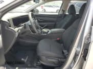 ✅ 2025 Hyundai Tucson SE • VIN: 5NMJA3DE8SH514545 • Lot: 62113205. Wystawiony na Copart z przebiegiem 3 015 mil. Bezpłatny archiwum sprzedaży aukcyjnych z USA i szczegółowy raport historii pojazdu na DreamBid. Zdjęcie 7.