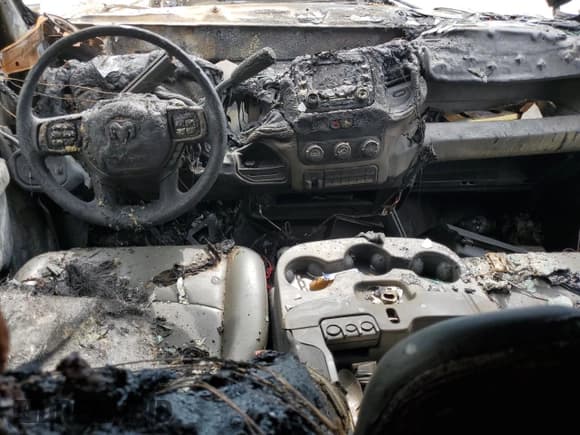 ✅ 2022 Ram 3500 Tradesman • VIN: 3C7WRTCL9NG114950 • Lot: 71706344. Wystawiony na Copart z przebiegiem Nie podano. Bezpłatny archiwum sprzedaży aukcyjnych z USA i szczegółowy raport historii pojazdu na DreamBid. Zdjęcie 8.