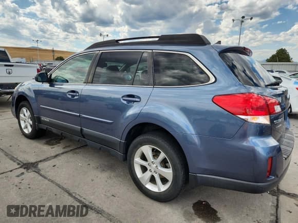 ✅ 2013 Subaru Outback Limited • VIN: 4S4BRCLCXD3312333 • Lot: 69572475. Listed on Copart with 95,772 mi. Free auction sales archive from the USA and detailed vehicle history report at DreamBid. Image 2.