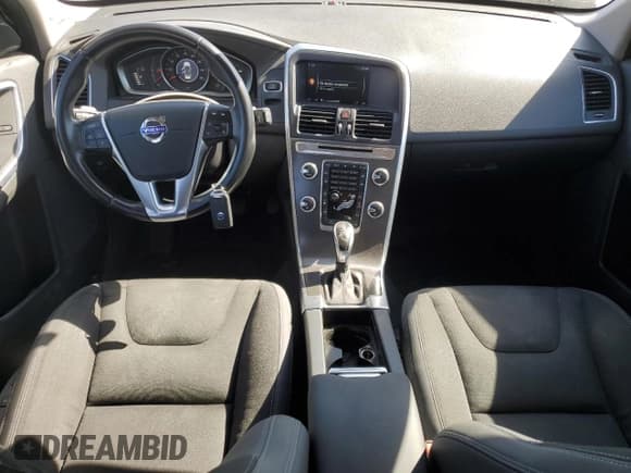 ✅ 2015 Volvo XC60 T5 Drive-E • VIN: YV440MDJ1F2673062 • Lot: 81980925. Listed on Copart with 129,604 mi. Free auction sales archive from the USA and detailed vehicle history report at DreamBid. Image 8.