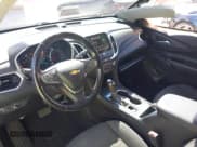 ✅ 2018 Chevrolet Equinox LT • VIN: 3GNAXJEV4JL351290 • Lot: 43480808. Wystawiony na IAAI z przebiegiem 165 692 mil. Bezpłatny archiwum sprzedaży aukcyjnych z USA i szczegółowy raport historii pojazdu na DreamBid. Zdjęcie 5.