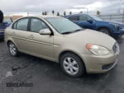 ✅ 2007 Hyundai Accent GLS • VIN: KMHCN46C47U121961 • Лот: 42541125. Опубликован ранее на Copart с пробегом 186 098 миль. Бесплатный доступ к архиву аукционных продаж из США и подробный отчёт об истории автомобиля на DreamBid. Изображение 4.