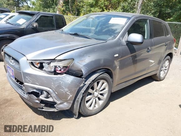 ✅ 2011 Mitsubishi Outlander SE • VIN: JA4AP4AU0BZ006639 • Lot: 43126892. Wystawiony na IAAI z przebiegiem 198 421 mil. Bezpłatny archiwum sprzedaży aukcyjnych z USA i szczegółowy raport historii pojazdu na DreamBid. Zdjęcie 17.