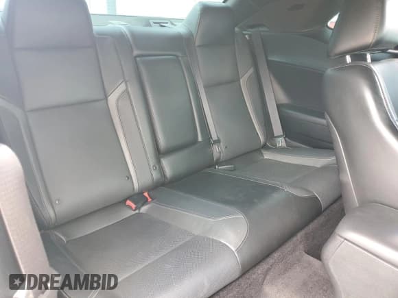 ✅ 2018 Dodge Challenger SXT Plus • VIN: 2C3CDZAG7JH149959 • Lot: 58221464. Wystawiony na Copart z przebiegiem 65 677 mil. Bezpłatny archiwum sprzedaży aukcyjnych z USA i szczegółowy raport historii pojazdu na DreamBid. Zdjęcie 10.