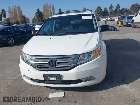 ✅ 2011 Honda Odyssey Touring • VIN: 5FNRL5H98BB073006 • Lot: 43808847. Wystawiony na IAAI z przebiegiem 172 403 mil. Bezpłatny archiwum sprzedaży aukcyjnych z USA i szczegółowy raport historii pojazdu na DreamBid. Zdjęcie 12.