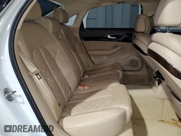 ✅ 2015 Audi A8 3.0L TDI • VIN: WAU3MAFD5FN012106 • Lot: 72339284. Listed on Copart with 138,103 mi. Free auction sales archive from the USA and detailed vehicle history report at DreamBid. Image 10.