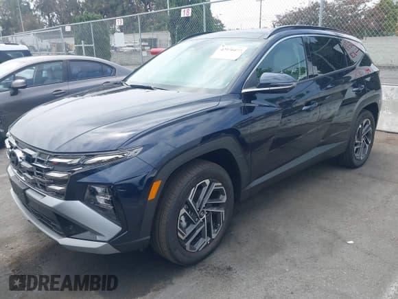 ✅ 2025 Hyundai Tucson Limited • VIN: KM8JFDD25SU263890 • Lot: 42970477. Wystawiony na IAAI z przebiegiem 838 mil. Bezpłatny archiwum sprzedaży aukcyjnych z USA i szczegółowy raport historii pojazdu na DreamBid. Zdjęcie 2.