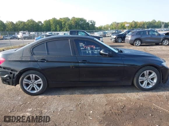 ✅ 2016 BMW 3 Series 328i xDrive • VIN: WBA8E3G50GNU01825 • Lot: 43135441. Listed on IAAI with 77,339 mi. Free auction sales archive from the USA and detailed vehicle history report at DreamBid. Image 14.