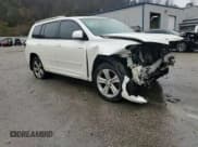 ✅ 2008 Toyota Highlander Sport • VIN: JTEES43A482045157 • Лот: 94243495. Опубликован ранее на Copart с пробегом Не указан. Бесплатный доступ к архиву аукционных продаж из США и подробный отчёт об истории автомобиля на DreamBid. Изображение 14.