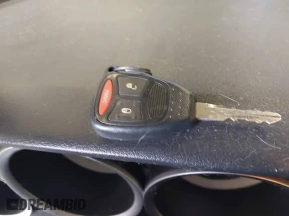 2006 Dodge Magnum SXT with VIN 2D4GZ47V56H344931, listed as a IAAI auction lot 41301668 with 132,916 mi miles and . Bid and sale history available at DreamBid. Image 11.